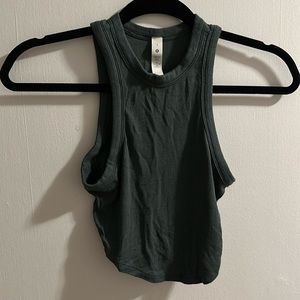 Lululemon cropped tank top